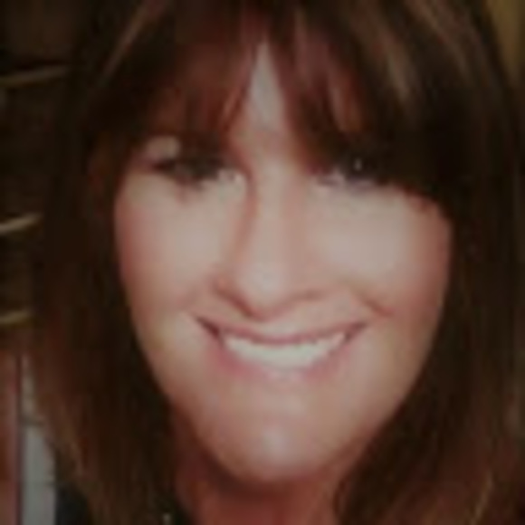 Meet your Posher, Michele - Picture 1 of 1